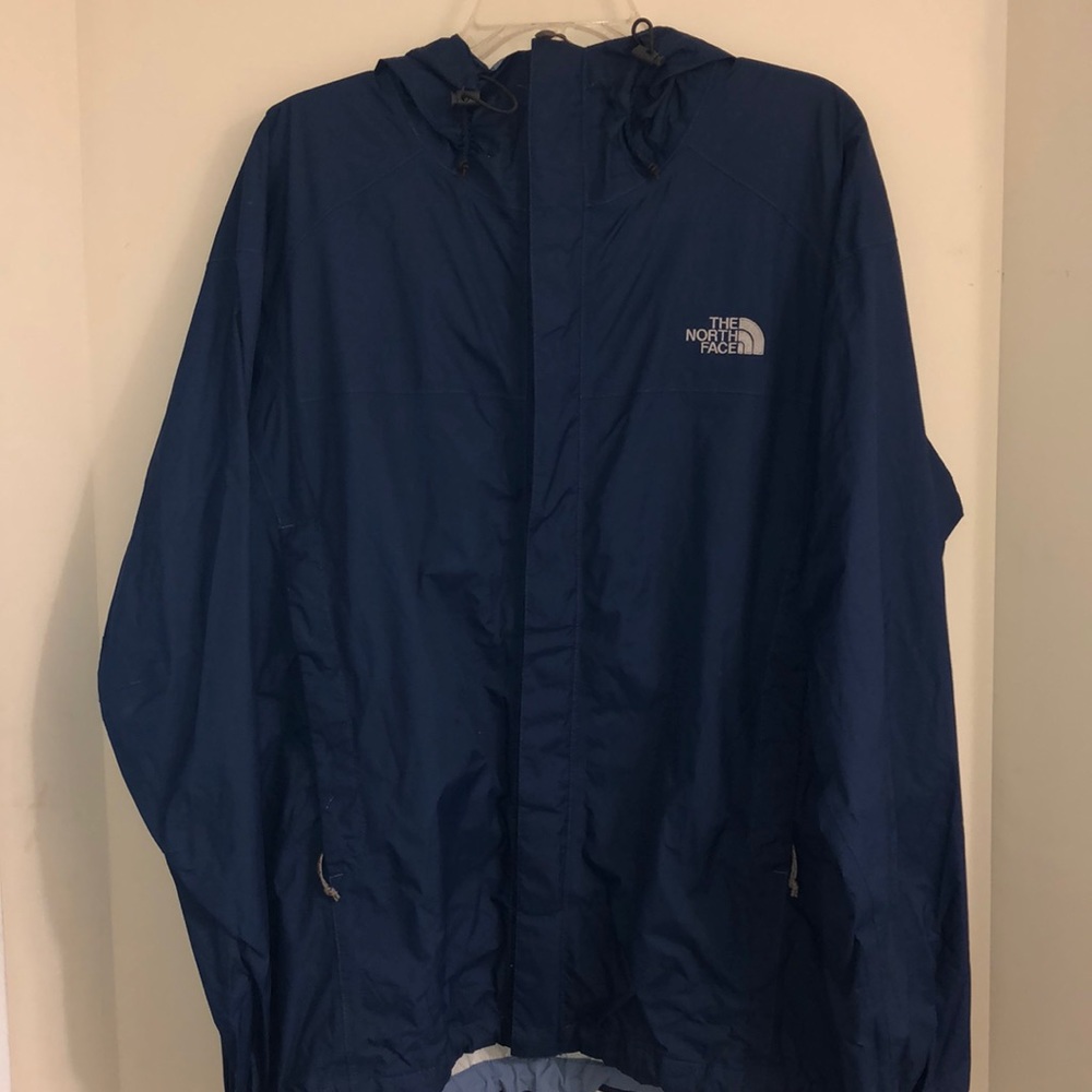 North Face water resistant jacket🌧⚡️